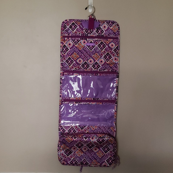 Vera Bradley Handbags - Vera Bradley hanging travel makeup and toiletry